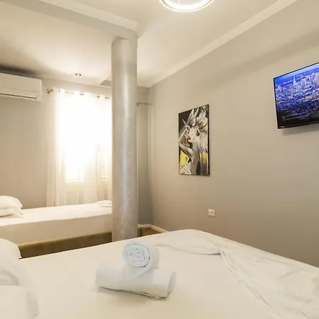 Nikaj Premium * Vlorë