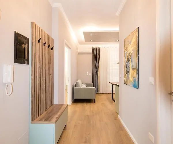 Nikaj Premium 아파트