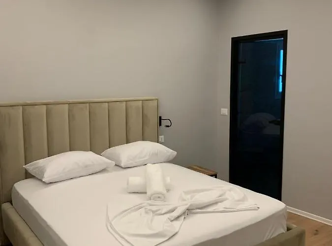 Nikaj Premium 아파트 *